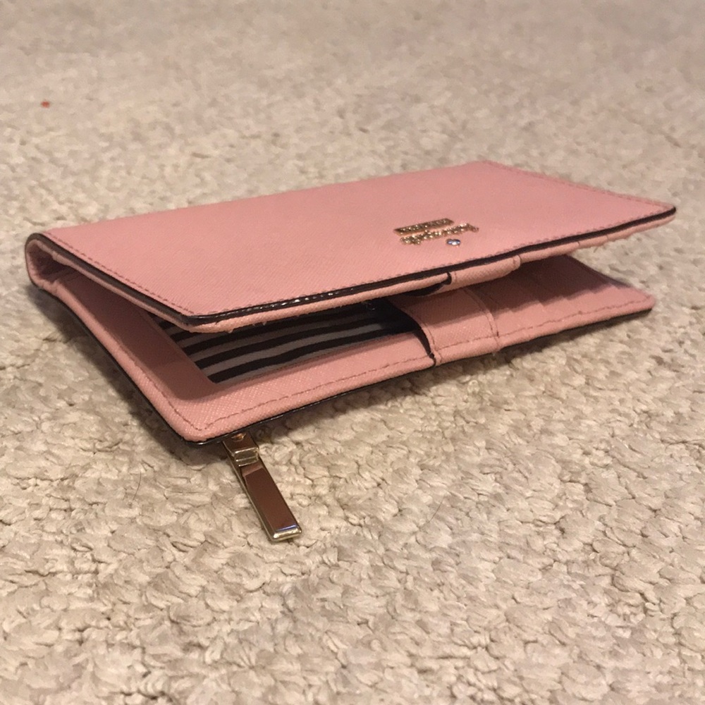 Kate Spade Wallet - Picture 5 of 7